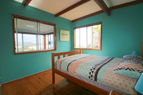 Bally High, 20 Dulconghi Street - Yamba Accommodation 5