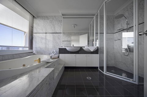 BreakFree Capital Tower Apartments - Yamba Accommodation 36
