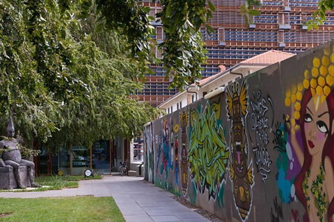 Canberra Luxury Apartment 3 - Yamba Accommodation 24