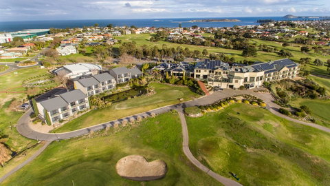 McCracken Country Club - Yamba Accommodation 1