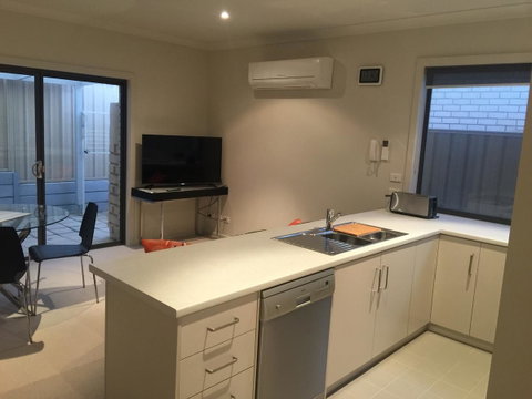 Villas On The Bay Kingscote - Yamba Accommodation 8