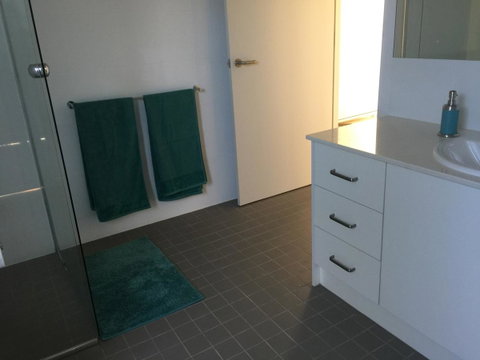 Villas On The Bay Kingscote - Yamba Accommodation 14
