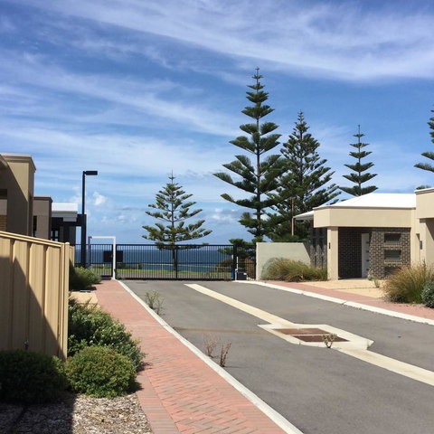Villas On The Bay Kingscote - Yamba Accommodation 4