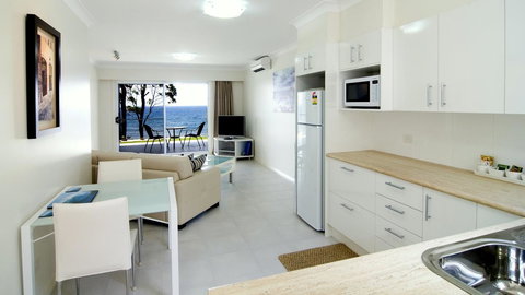 Mollymook Beach Waterfront - Yamba Accommodation 8