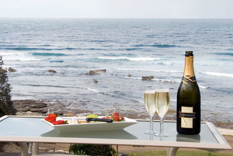 Mollymook Beach Waterfront - Yamba Accommodation 9