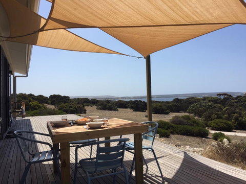 Wallaby Retreat - Yamba Accommodation 0