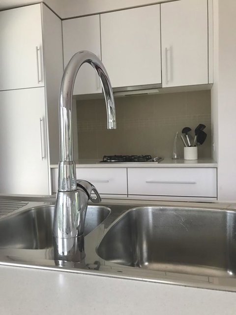 S T U D I O 22 Peaceful Retreat With Garden Views - Yamba Accommodation 7