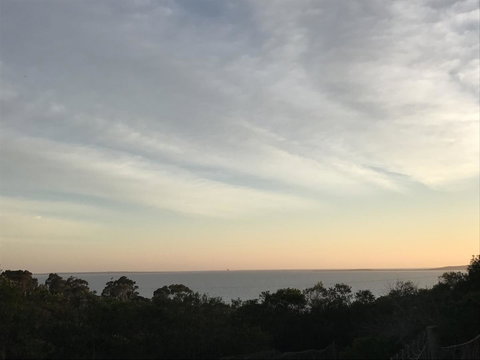 S T U D I O 22 Peaceful Retreat With Garden Views - Yamba Accommodation 16