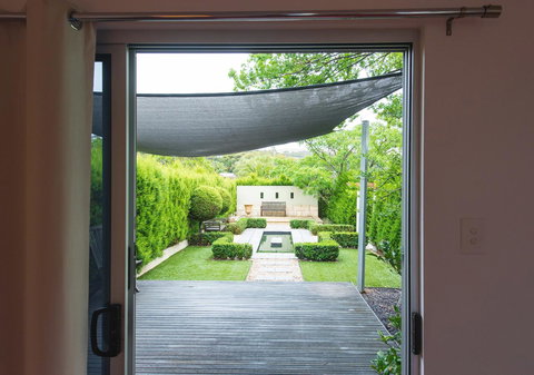 S T U D I O 22 Peaceful Retreat With Garden Views - Yamba Accommodation 12