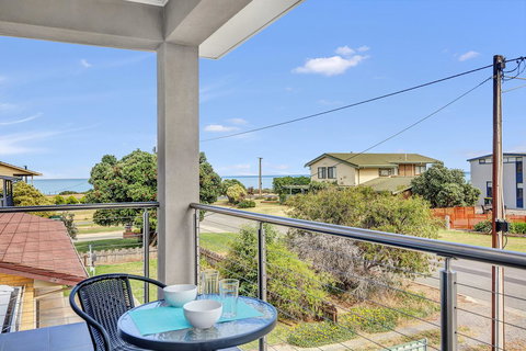 Eastern Breeze - Yamba Accommodation 22