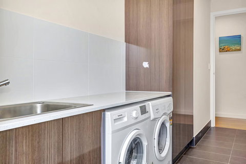 Eastern Breeze - Yamba Accommodation 21