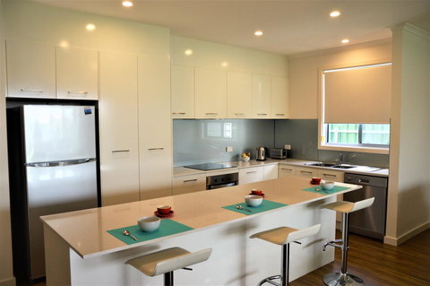 Eastern Breeze - Yamba Accommodation 0