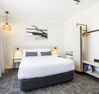 Nightcap at Finsbury Hotel - Yamba Accommodation