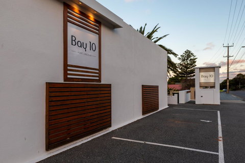 Bay 10 - Suites And Apartments - Yamba Accommodation 19