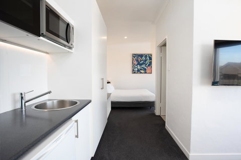 Bay 10 - Suites And Apartments - Yamba Accommodation 1