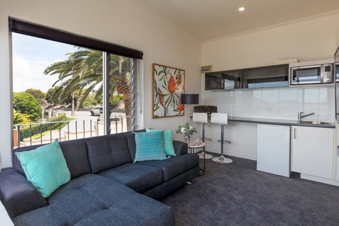 Bay 10 - Suites And Apartments - Yamba Accommodation 6