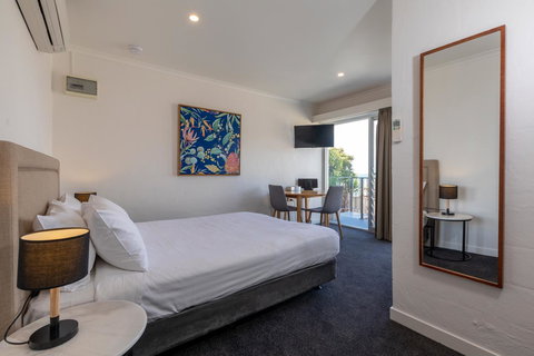 Bay 10 - Suites And Apartments - Yamba Accommodation 13
