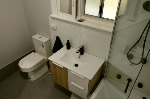 The Purple Door On Seaview - Yamba Accommodation 15