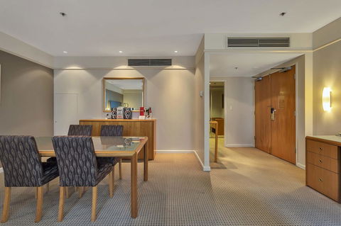 Stamford Plaza Adelaide - Yamba Accommodation 33