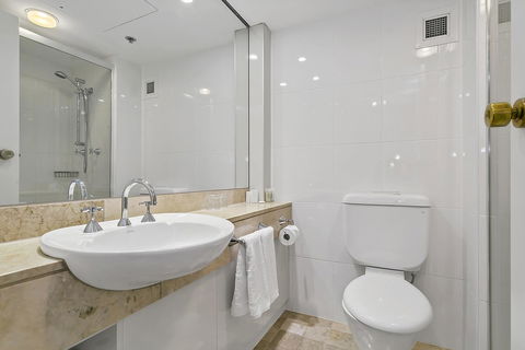 Stamford Plaza Adelaide - Yamba Accommodation 19