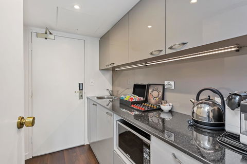 Stamford Plaza Adelaide - Yamba Accommodation 41
