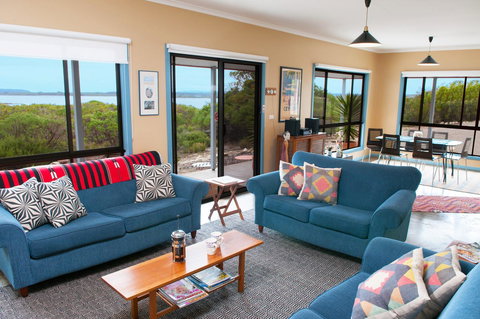 Kestrel Downs - Yamba Accommodation 4