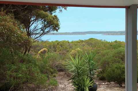 Kestrel Downs - Yamba Accommodation 22