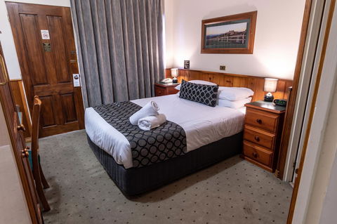 Astor Inn - Yamba Accommodation 6