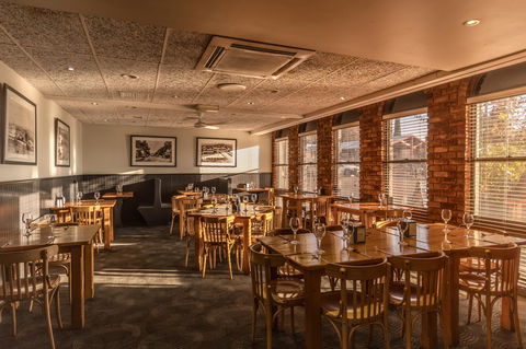 Astor Inn - Yamba Accommodation 24