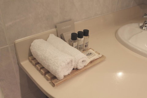 Adelaide Inn - Yamba Accommodation 2