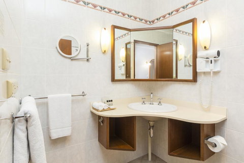 Adelaide Inn - Yamba Accommodation 11