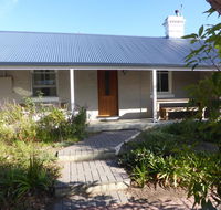 Penzance Cottage - Yamba Accommodation
