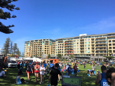 Beachside Luxury Getaway In Glenelg - Yamba Accommodation 20