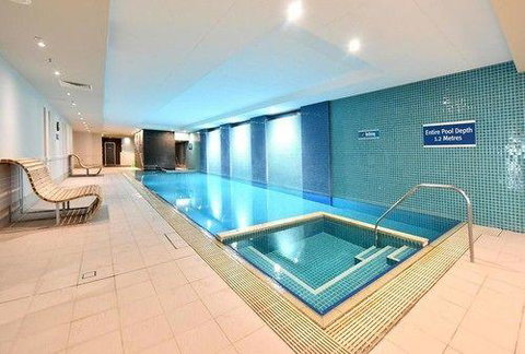 Beachside Luxury Getaway In Glenelg - Yamba Accommodation 6