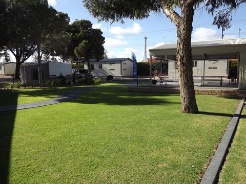Ceduna Foreshore Caravan Park - Yamba Accommodation 24