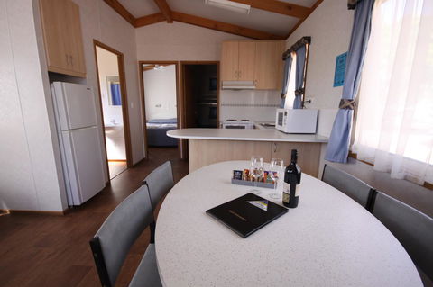 Ceduna Foreshore Caravan Park - Yamba Accommodation 2