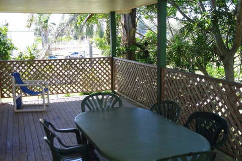 Bellhaven 1, 17 Willow Street - Yamba Accommodation 2