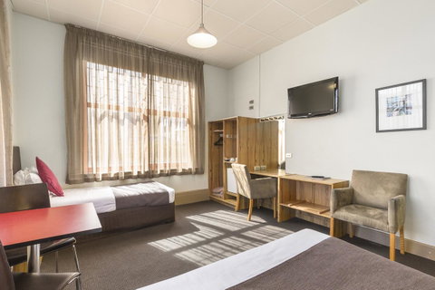Adelaide Paringa - Yamba Accommodation 8
