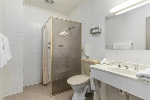 Adelaide Paringa - Yamba Accommodation 16
