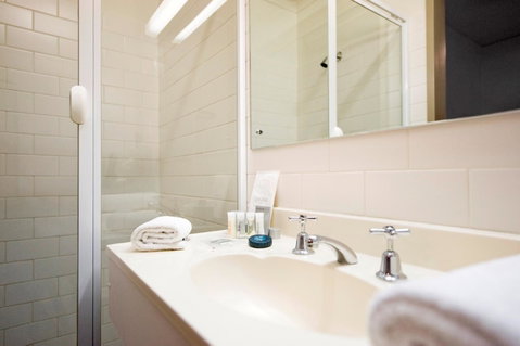 Adelaide Paringa - Yamba Accommodation 14