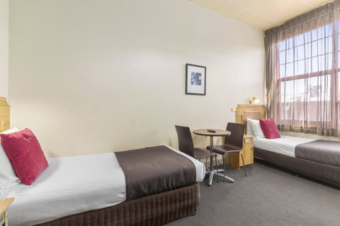Adelaide Paringa - Yamba Accommodation 12