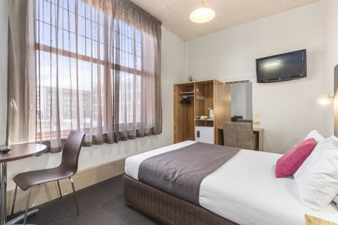 Adelaide Paringa - Yamba Accommodation 3