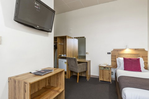 Adelaide Paringa - Yamba Accommodation 7