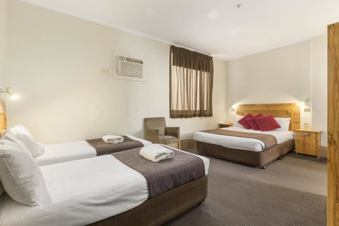 Adelaide Paringa - Yamba Accommodation 6