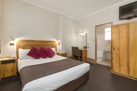Adelaide Paringa - Yamba Accommodation 9