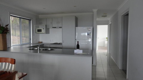 Kangaroo Island Bayview Villas - Yamba Accommodation 2