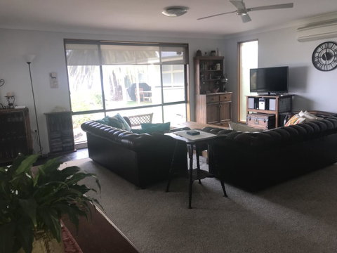 Hydeaway Bay - Own Private Bay + Kayaks - Yamba Accommodation 7