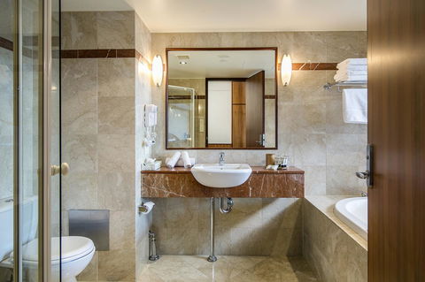 Arkaba Hotel - Yamba Accommodation 23