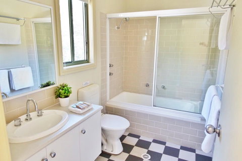 SkyView Villa - Yamba Accommodation 11