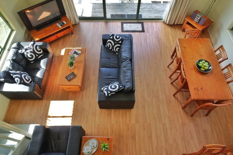 SkyView Villa - Yamba Accommodation 2
